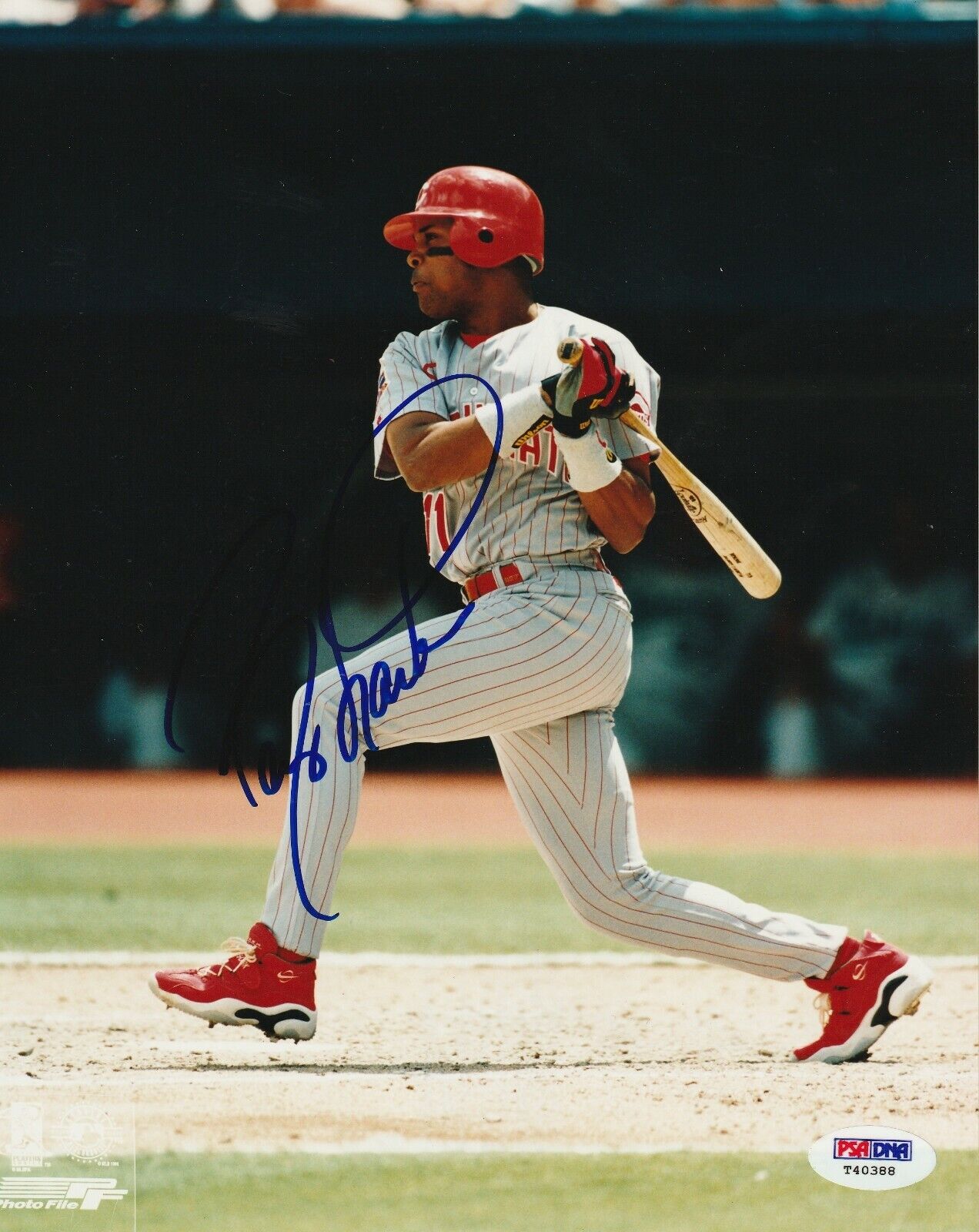 BARRY LARKIN Signed Cincinnati REDS 8X10 Photo Poster painting w/ PSA COA