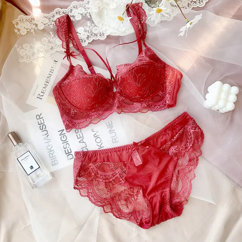 Thin sexy lace underwear red natal year bra comfortable big breasts large size comfortable bra set underwire deep v lingerie