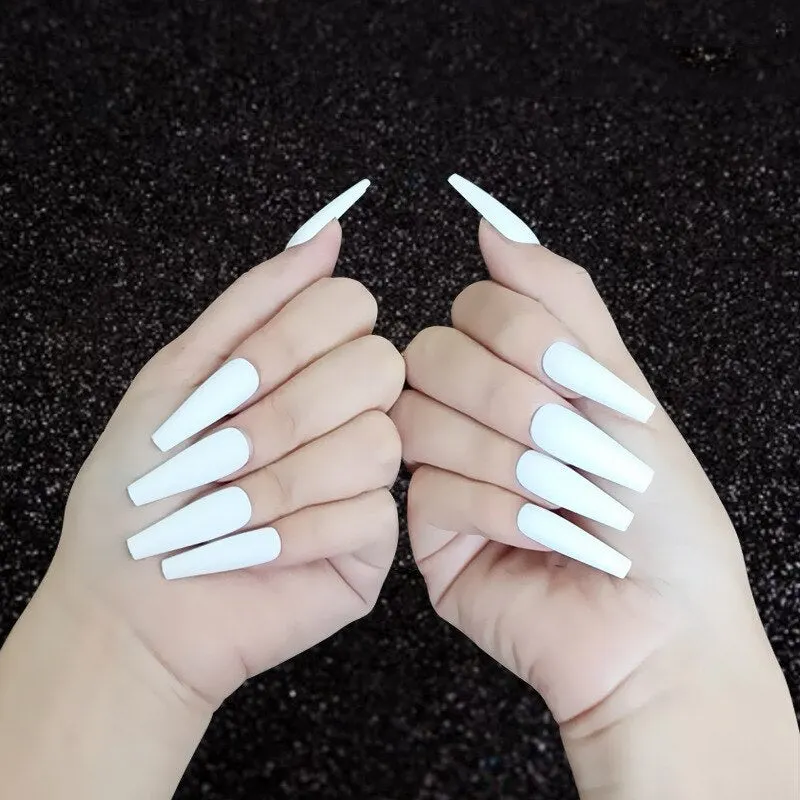 24pcs/Set False Nails with Glue Extra Long White Star Ballerina Nail Decoration Art Tips Fingernail DIY Coffin Press On Nails-Nail Inspo