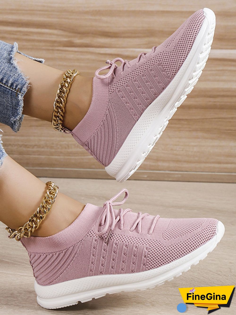 Flyknit Lightweight Soft Sole Lace-Up Sneakers