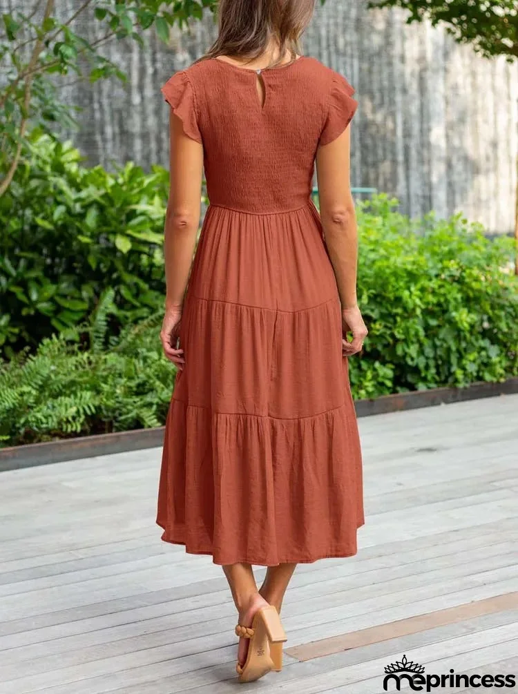 Elegant summer dress: ruffle details, pockets