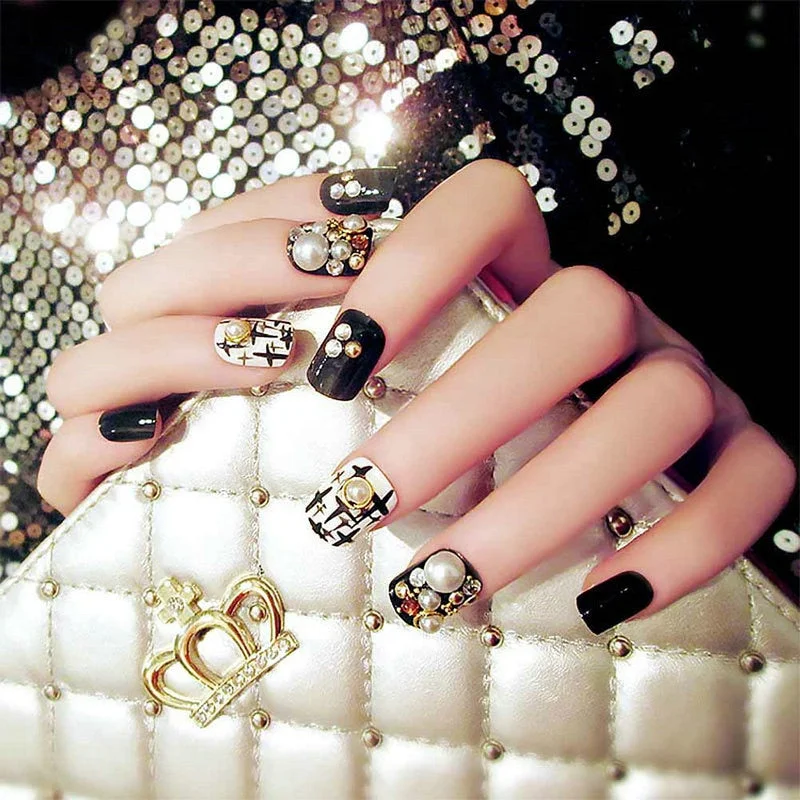 24 Pcs Nude Color nail tips Women Wearable  Fake press on Nails with Diamond Short Round Full Cover artificial nails with Glue-Nail Inspo