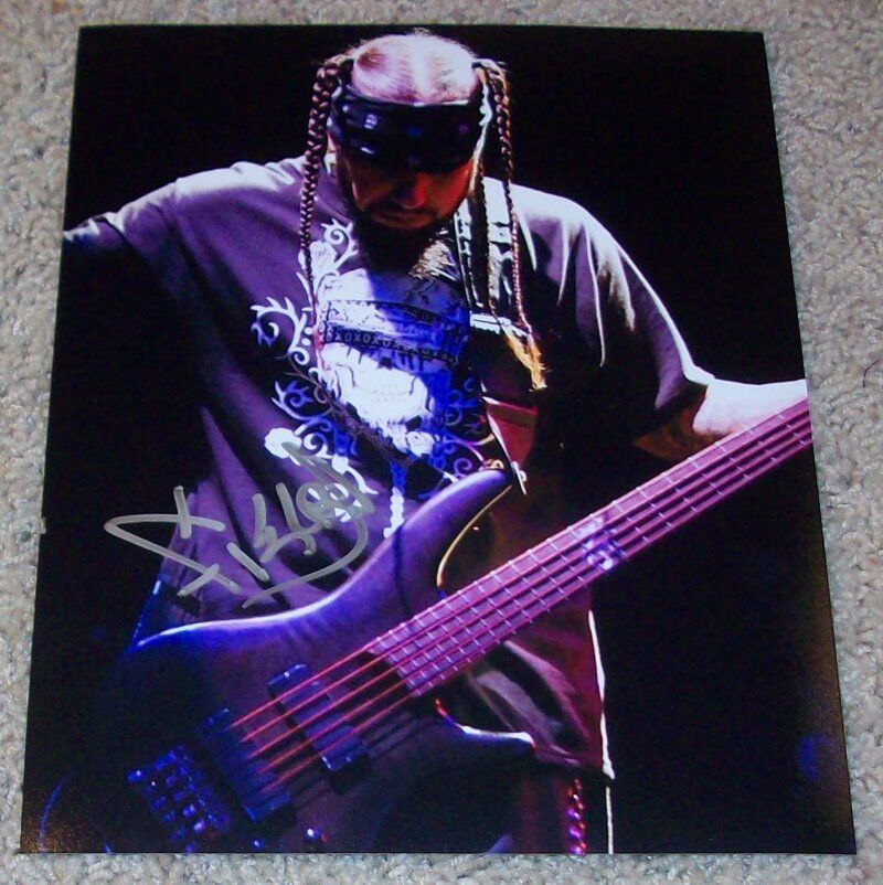 FIELDY KORN BASSIST SIGNED AUTOGRAPH 8x10 Photo Poster painting w/PROOF REGINALD ARVIZU