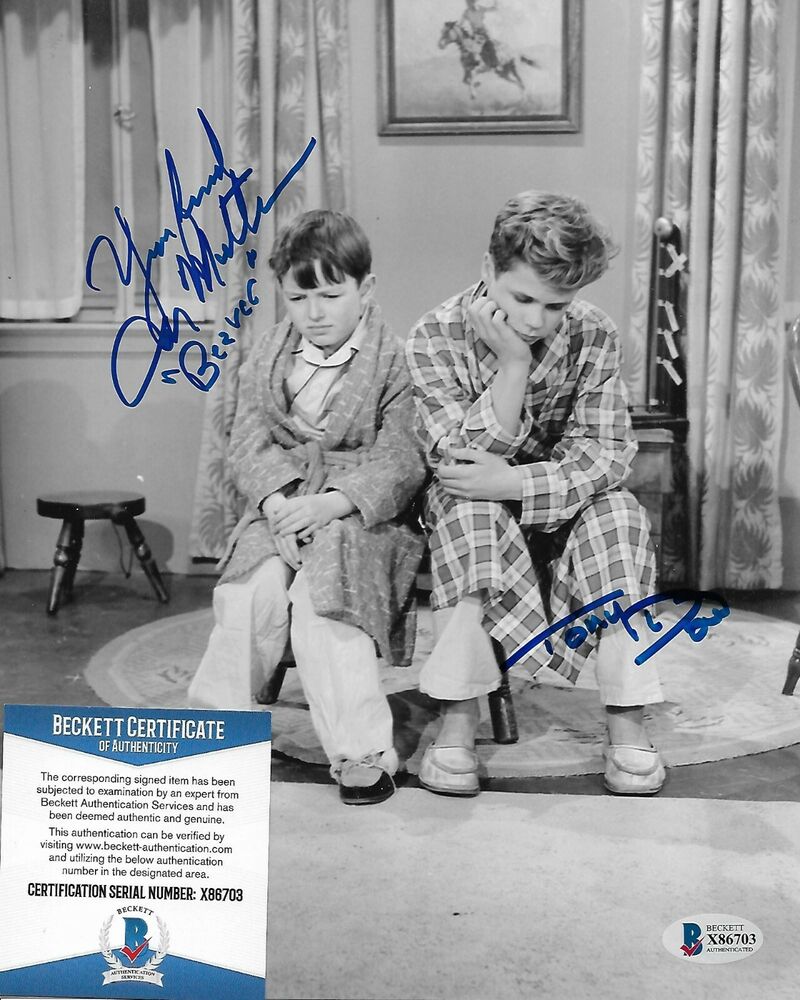 Jerry Mathers & Tony Dow (Beaver) Original Signed 8X10 Photo Poster painting w/Beckett #9