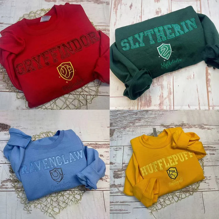 Gryffindor college sweatshirt sale