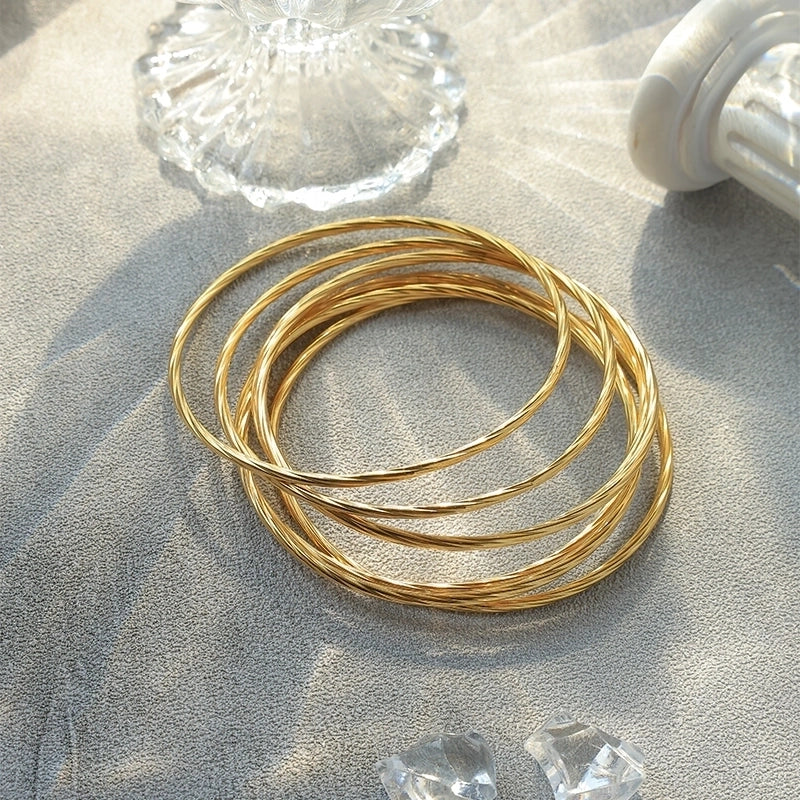 Casual Commute Round Waves 304 Stainless Steel 14K Gold Plated Bangle In Bulk