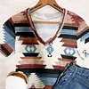 Gioiacombo&trade; T-shirt con stampa etnica scollo a V