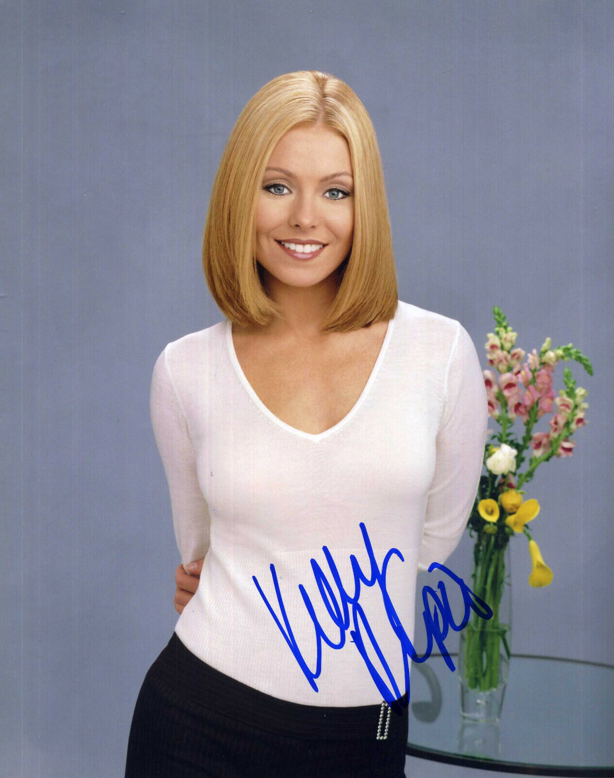 KELLY RIPA Signed Sexy Photo Poster paintinggraph - Actress Model TV Host Producer - Preprint