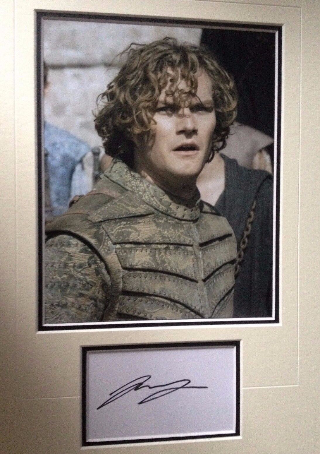 FINN JONES - GAME OF THRONES ACTOR - EXCELLENT SIGNED COLOUR Photo Poster painting DISPLAY