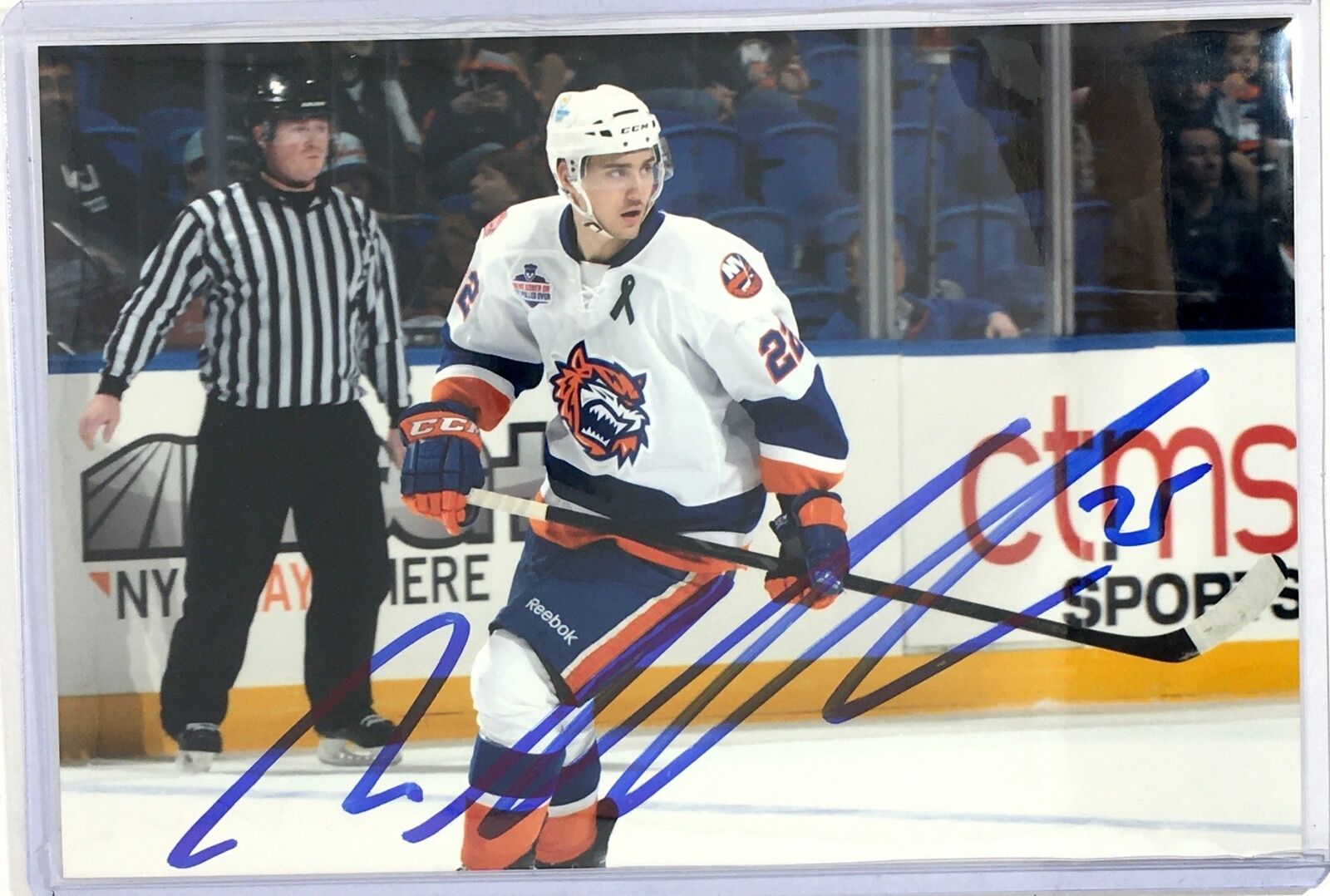 Nino Niederreiter Signed 4x6 Photo Poster painting Islanders Wild Hurricanes Autograph Auto