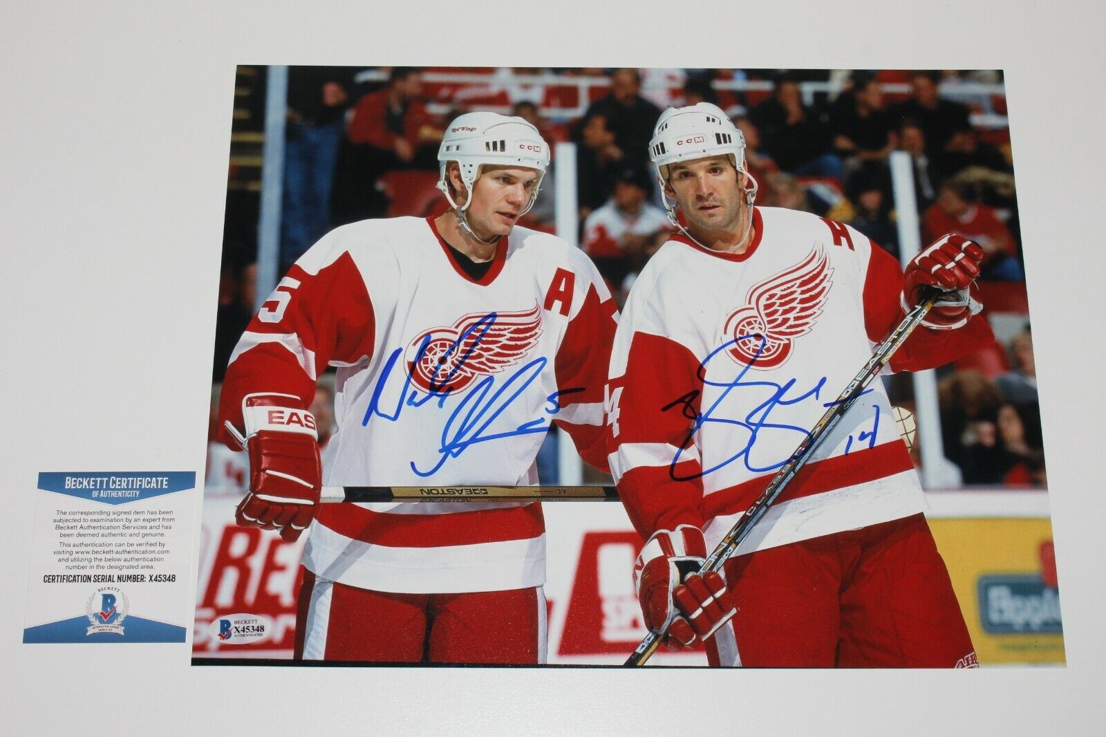 DETROIT RED WINGS NICKLAS LIDSTROM BRENDAN SHANAHAN SIGNED 11x14 Photo Poster painting BAS COA