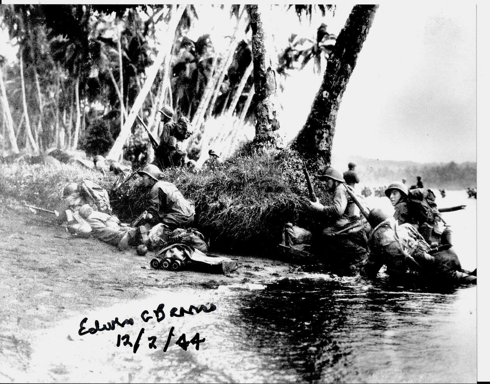 ED BEARSS GUADALCANAL & NEW BRITAIN(CAPE GLOUCESTER) MARINE RARE SIGNED Photo Poster painting