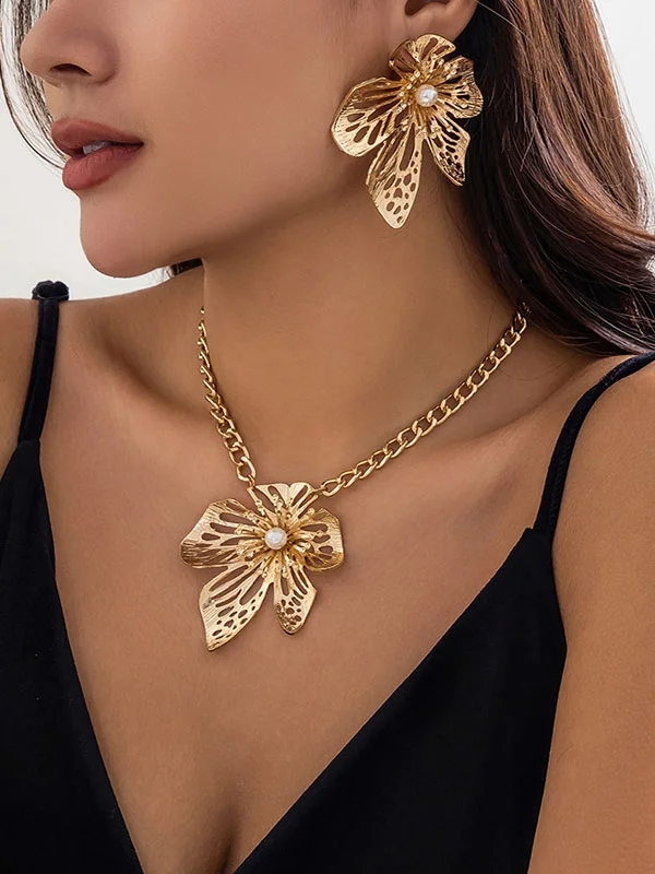 Chains Flower Shape Hollow Pleated Three Pieces Dainty Necklace + Earrings Accessories 
