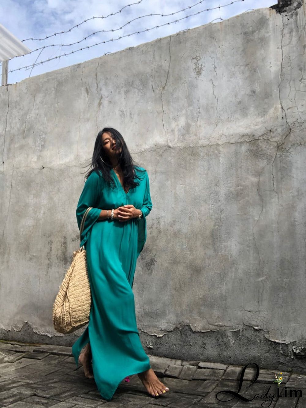 V Neck Solid Color Beach Cover Up