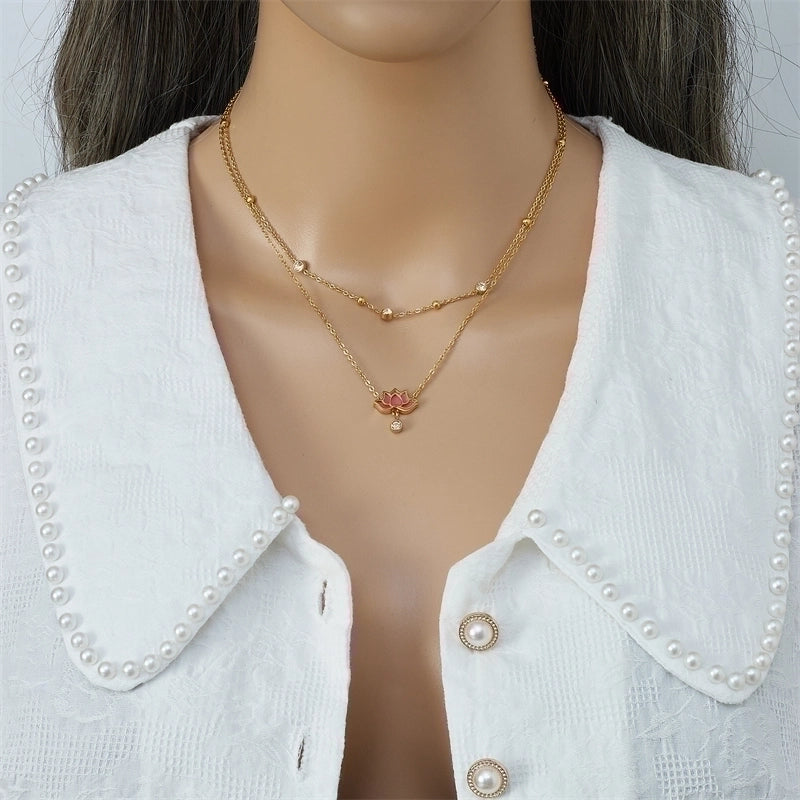 Titanium Steel 18K Gold Plated Sweet Inlay Flower Acrylic Pendant Necklace