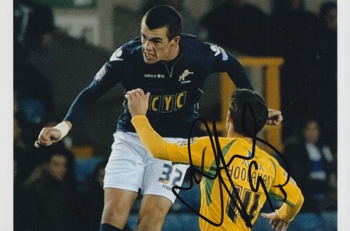 MILLWALL HAND SIGNED JOHN MARQUIS 6X4 Photo Poster painting 1.