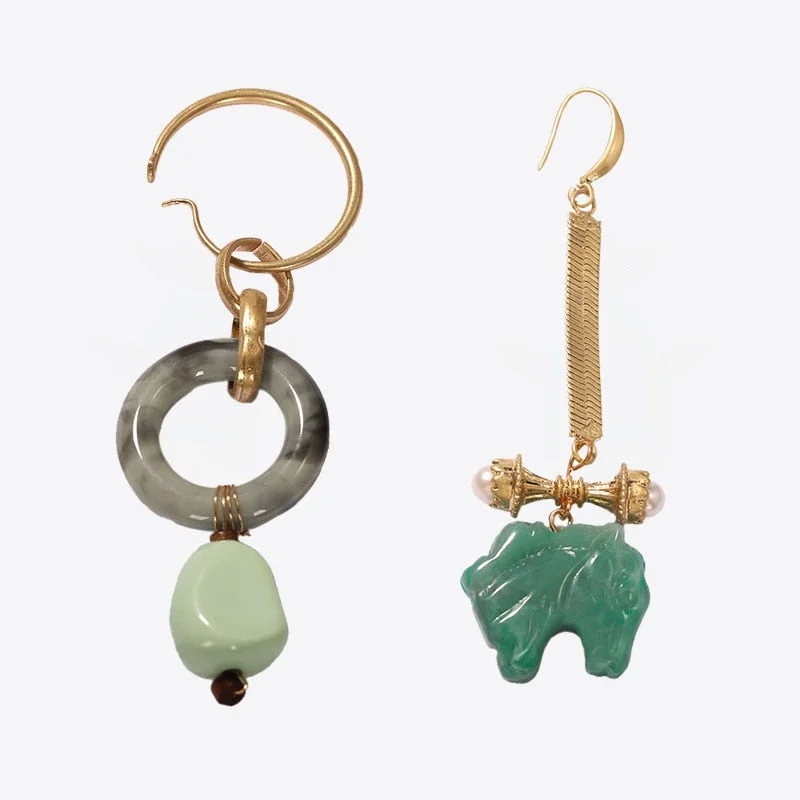 Dvacaman 2020 New Vintage Beaded Feldspar Drop Earrings for Women Boho Handmade Flower Rose Beads Tassel Earrings Dangle Jewelry