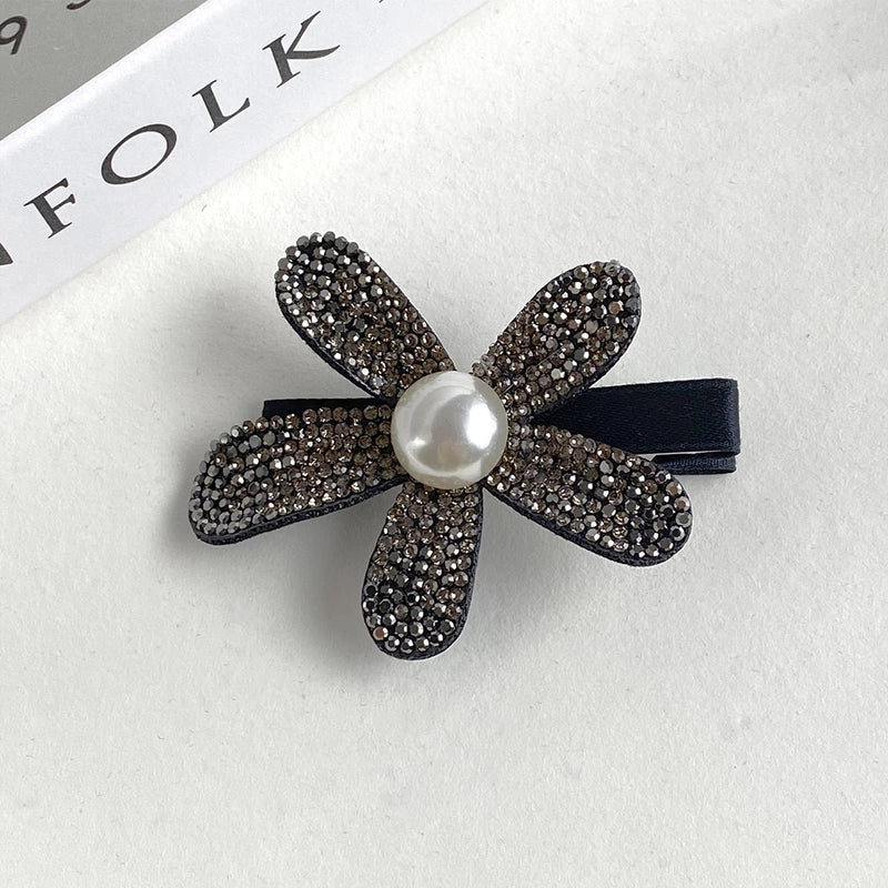 Women’s Elegant Sweet Korean Style Flower Petal Plastic Inlay Artificial Pearls Rhinestones Hair Clip Hair Claws
