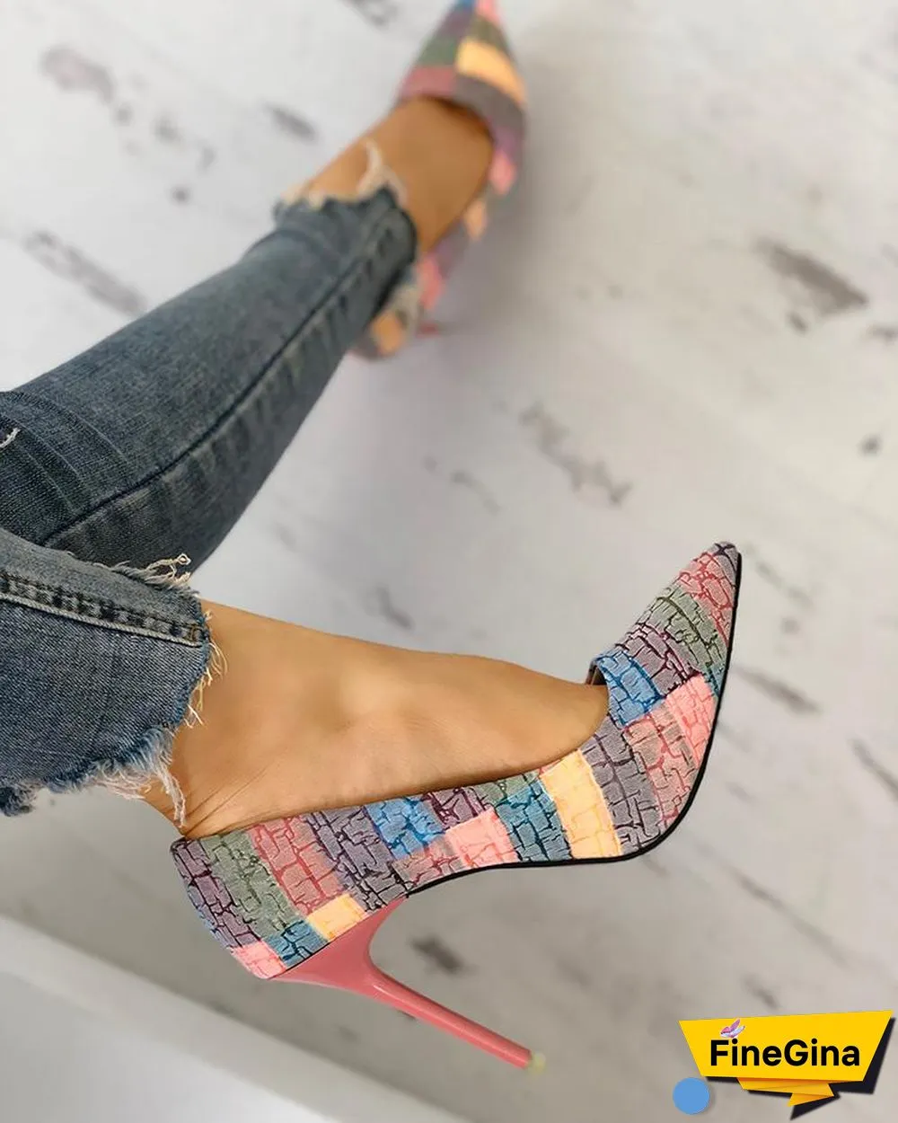 Contrast Color Pointed Toe Thin Heels