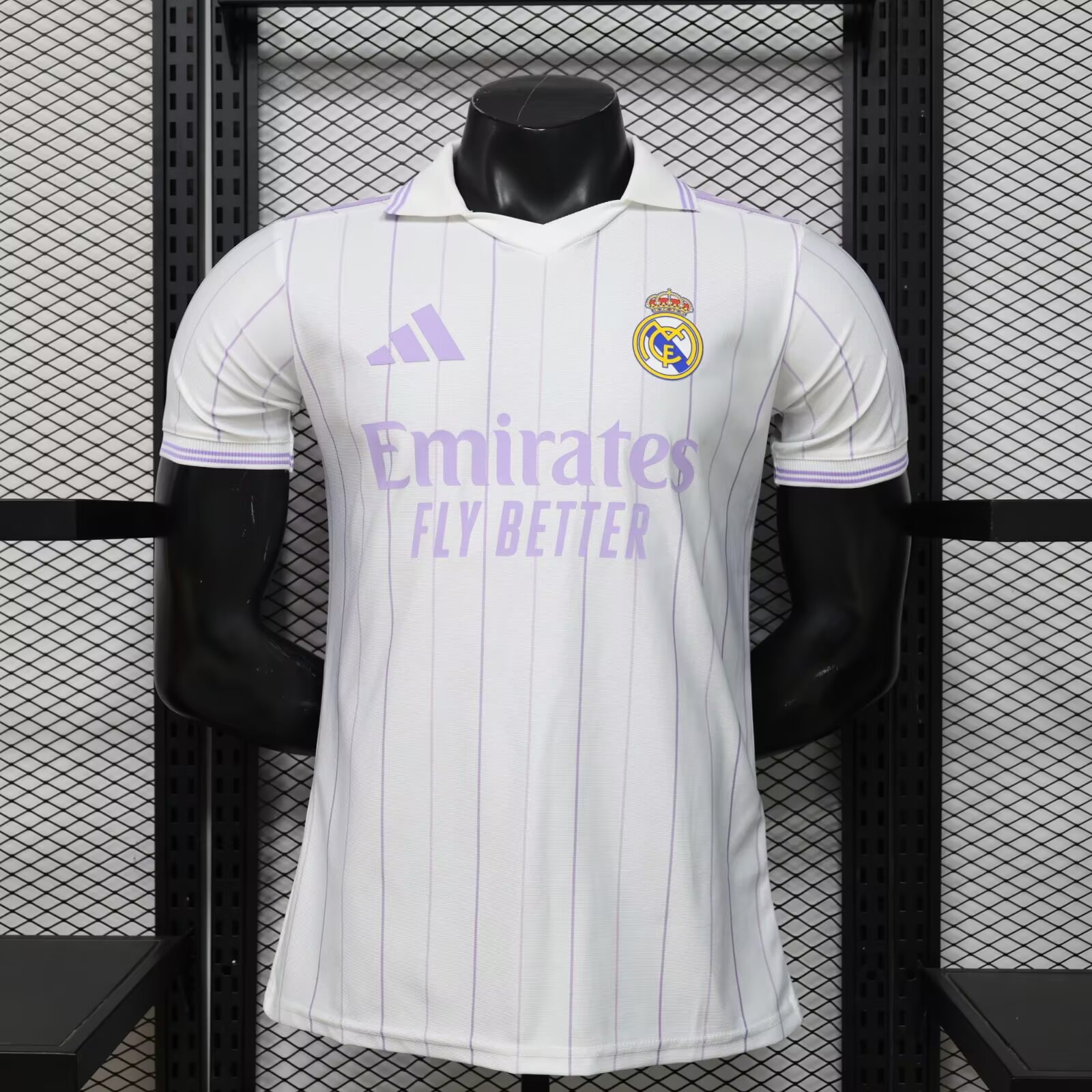 2026/2027 Player Version Real Madrid Leisure Retro Football Jersey（The player version jersey is a bit tight, please pay attention to the size selection）