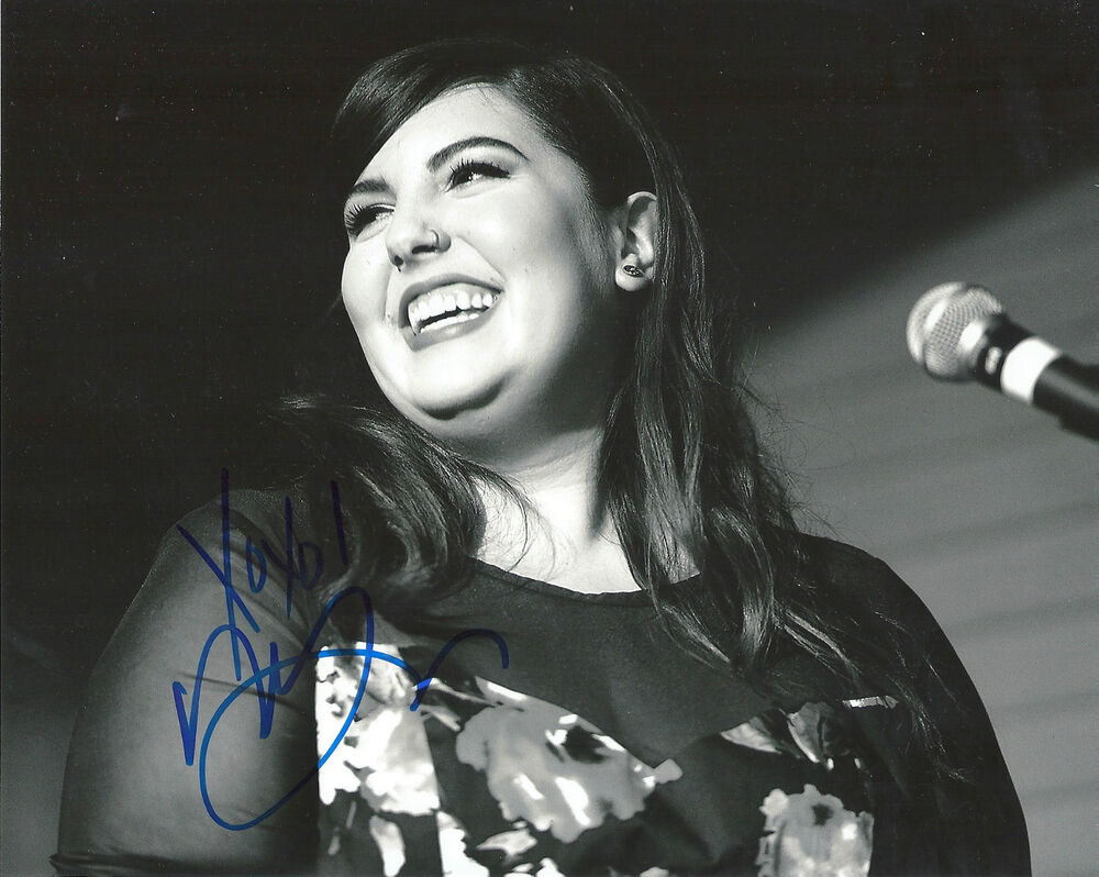 MARY LAMBERT 'HEART ON MY SLEEVE' SHE KEEPS ME WARM SIGNED 8X10 PICTURE *COA 3