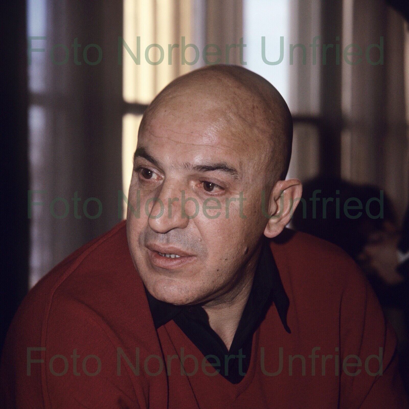 Telly Savalas Photo Poster painting 13 X 13 CM (Picture 564