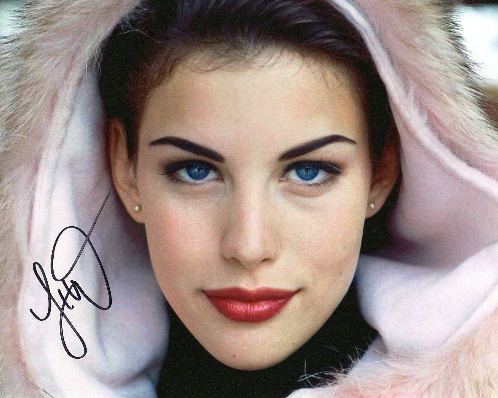 LIV TYLER AUTOGRAPHED SIGNED A4 PP POSTER Photo Poster painting PRINT 14