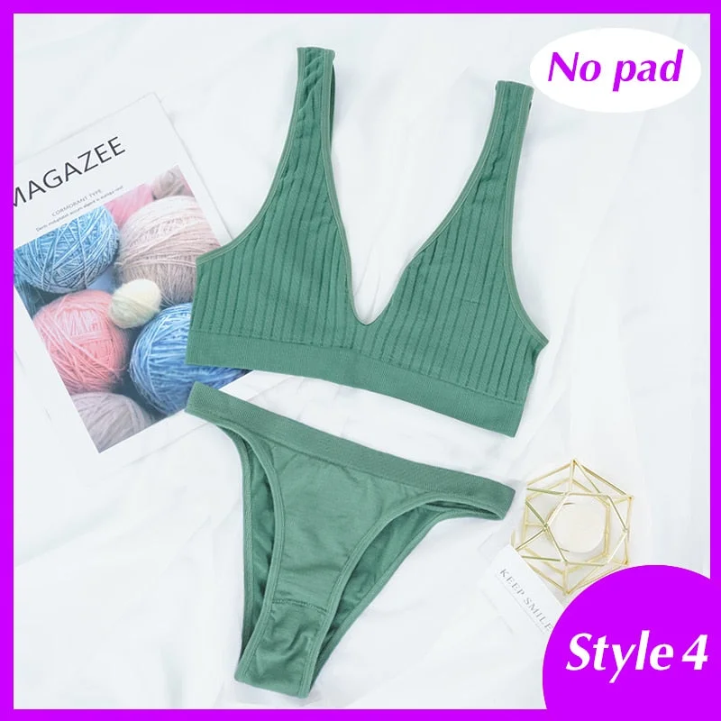 Women Seamless Bra Set Sexy Thong Low Waist Panties Wire Free Bra Push Up Bralette Lingerie Deep V Backless Underwear Set