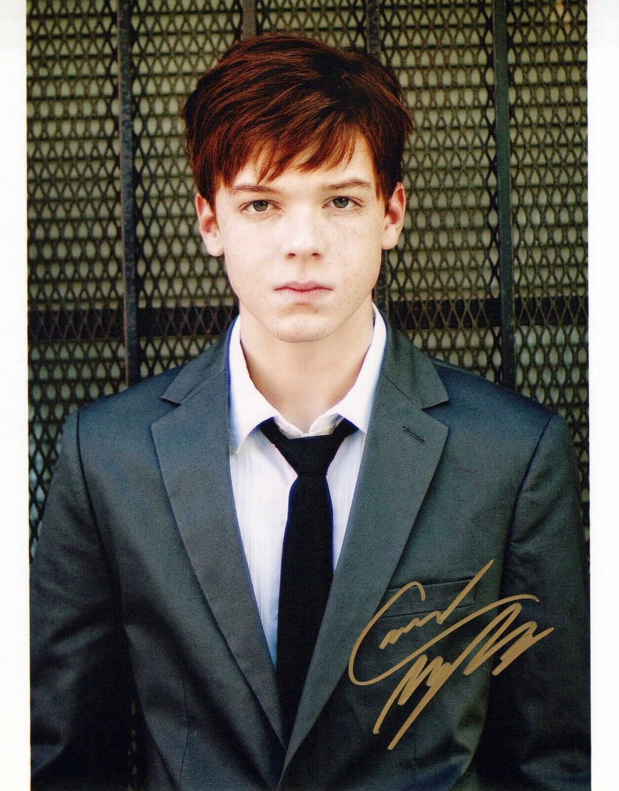 Cameron Monaghan head shot autographed Photo Poster painting signed 8x10 #2