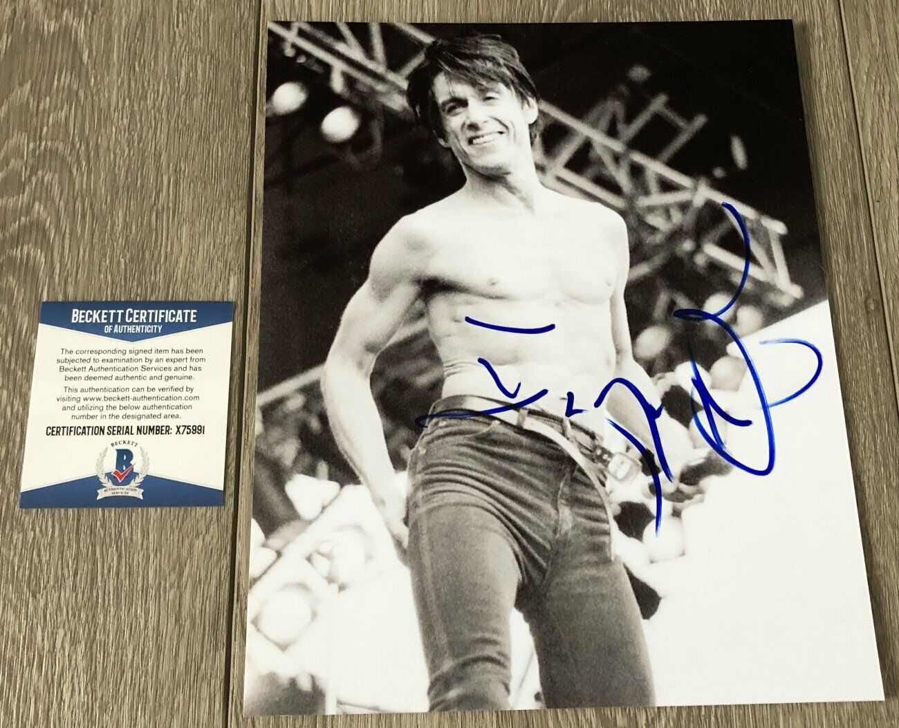 IGGY POP VINTAGE SIGNED THE STOOGES 8x10 Photo Poster painting B w/EXACT PROOF & BECKETT BAS COA