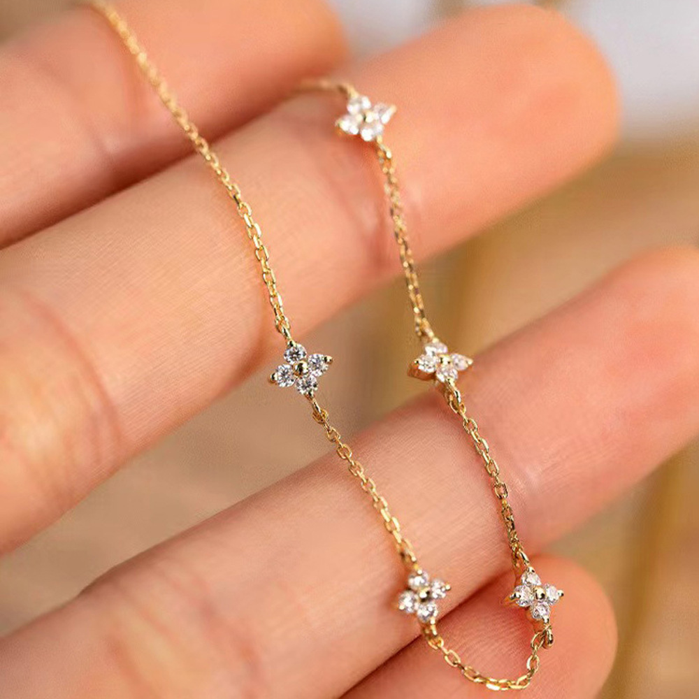Japanese / Korean Women Flower Petal Clover Zircon Diamond Inlay Bracelets