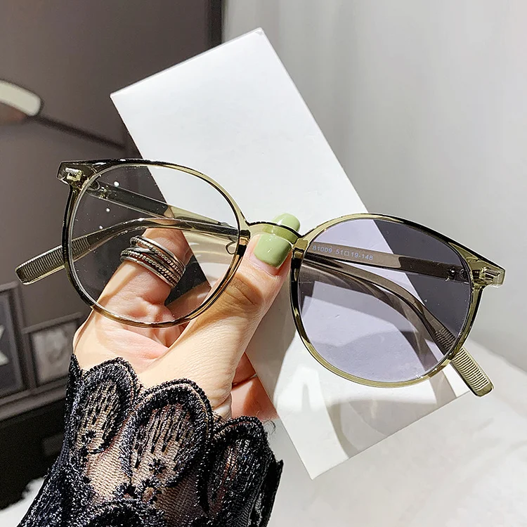 Photochromic Reading Glasses Women Day and Night Presbyopia EyeGlasses 0 To +4.0 Anti Blue Light Eyewear Gafas