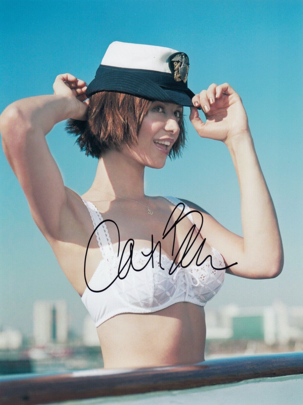 Catherine Bell Signed Auto 8 x 10 Photo Poster paintinggraph