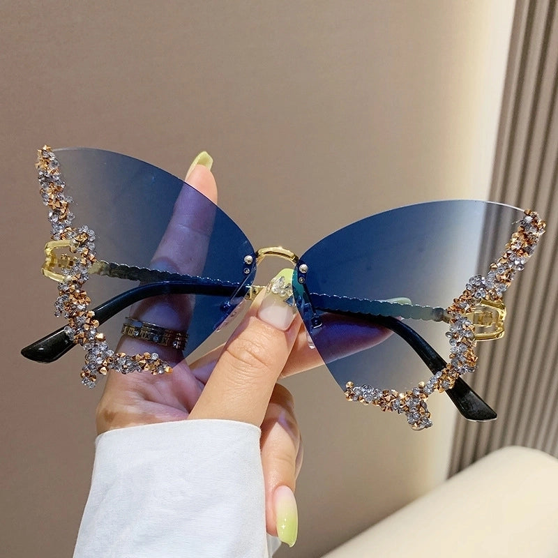 Elegant Modern Style Butterfly Pc Butterfly Frame Diamond Frameless Women’s Sunglasses