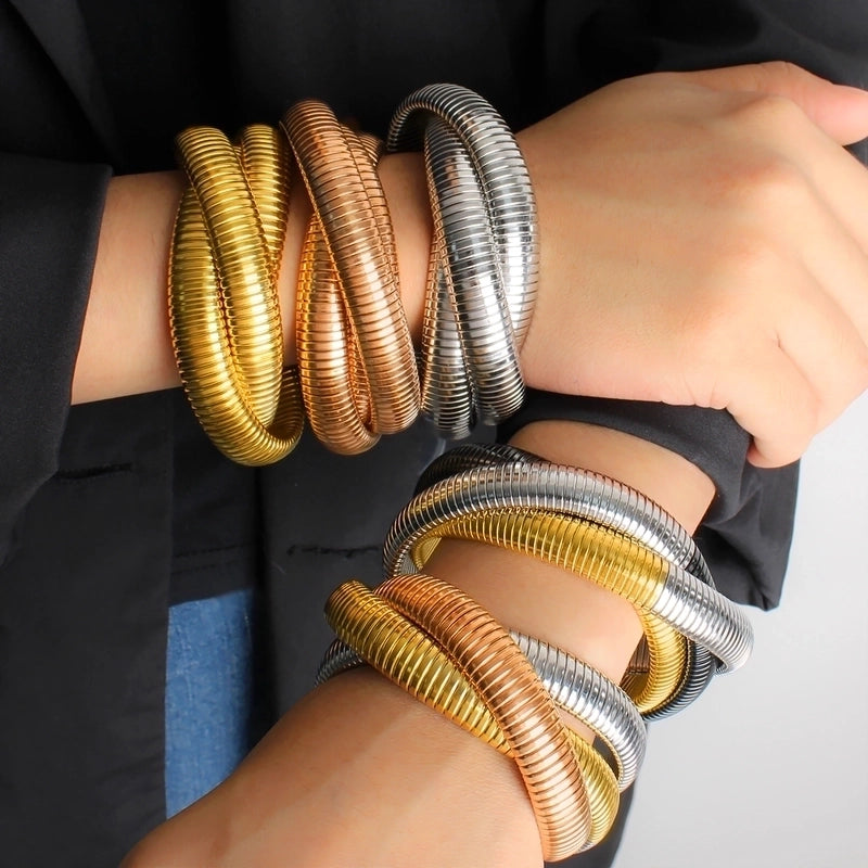 Vacation Minimalist Round 304 Stainless Steel 18K Gold Plated Bangle In Bulk