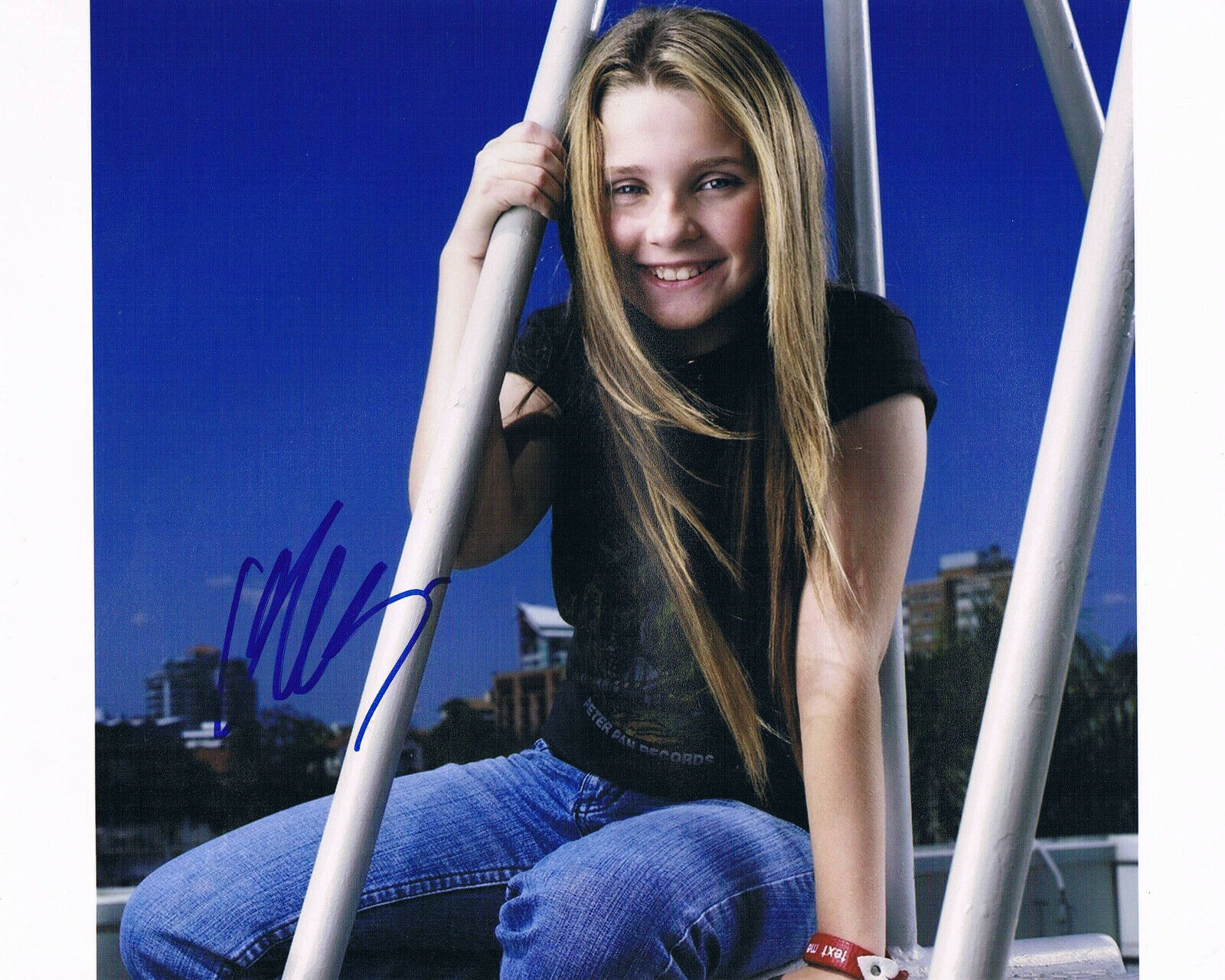 Abigail Breslin 1996- genuine autograph Photo Poster painting 8x10