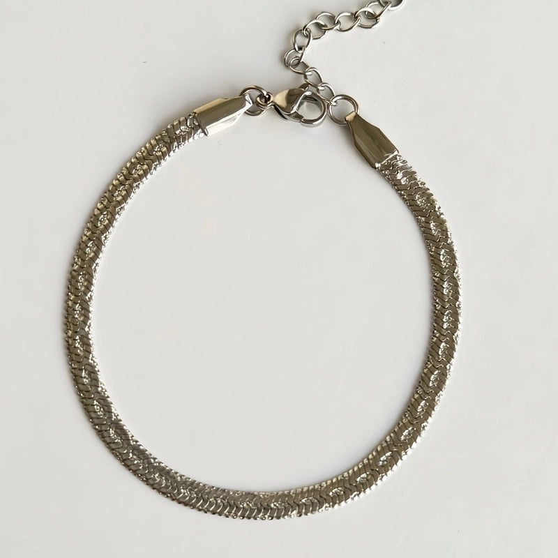 304 Stainless Steel 18K Gold Plated Classic Style Streetwear Plating Solid Color Necklace