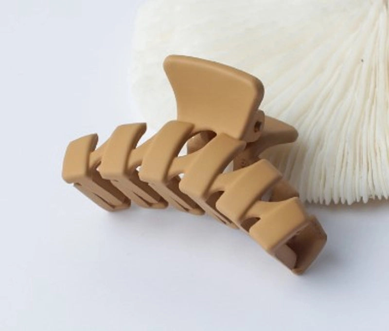 Minimalist Solid Color Arylic Stoving Varnish Hair Claws 1 Piece