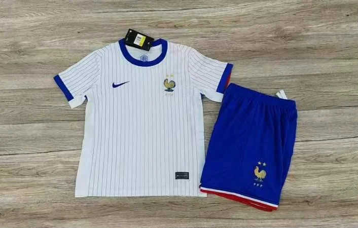 2024-25 France Away Shirt - Kids
