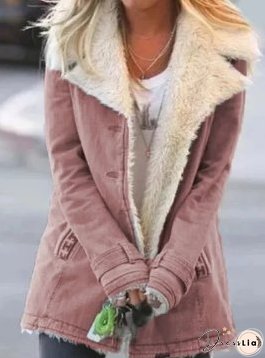 Relaxed and Timeless winter Coat