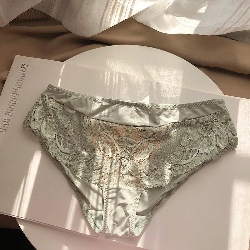 Lace briefs