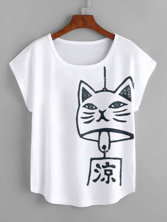 Women's Japanese Cat Wind Chime Art Print T-Shirt