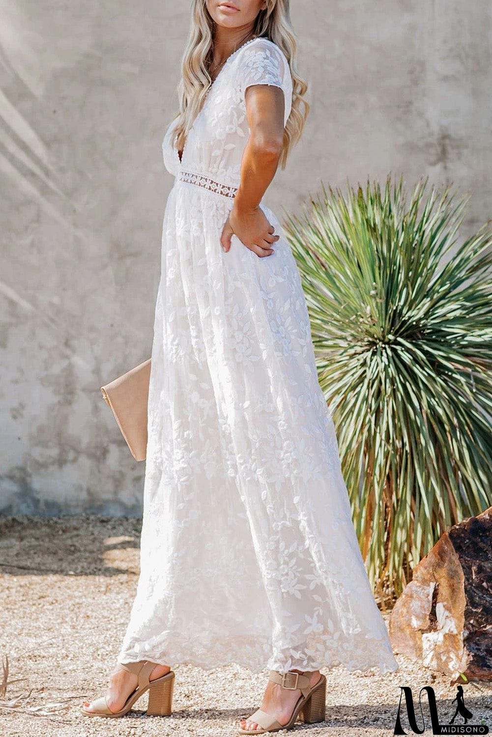 MidiSono - V Neck Lace Maxi Dress