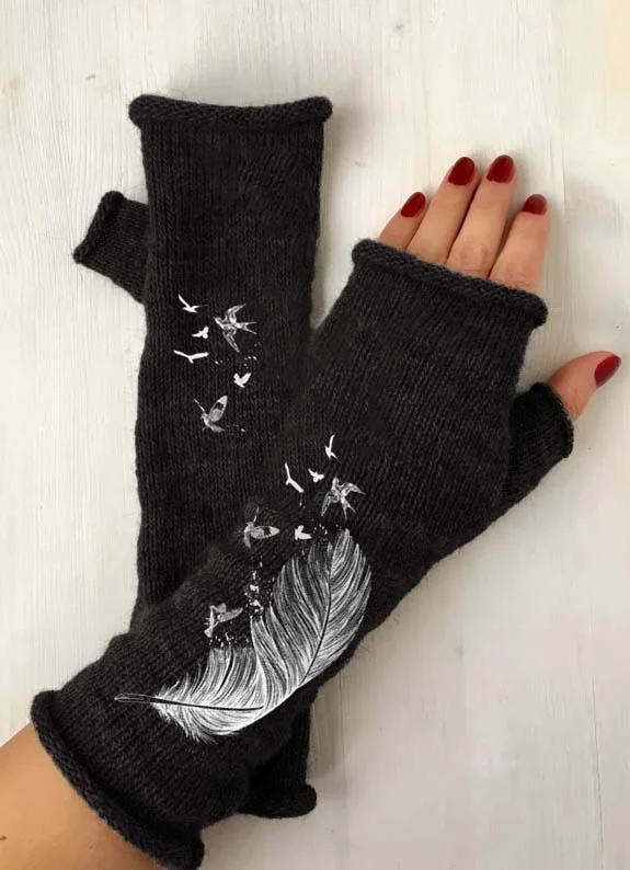 （Ship within 24 hours）Casual Bird feather print warm gloves