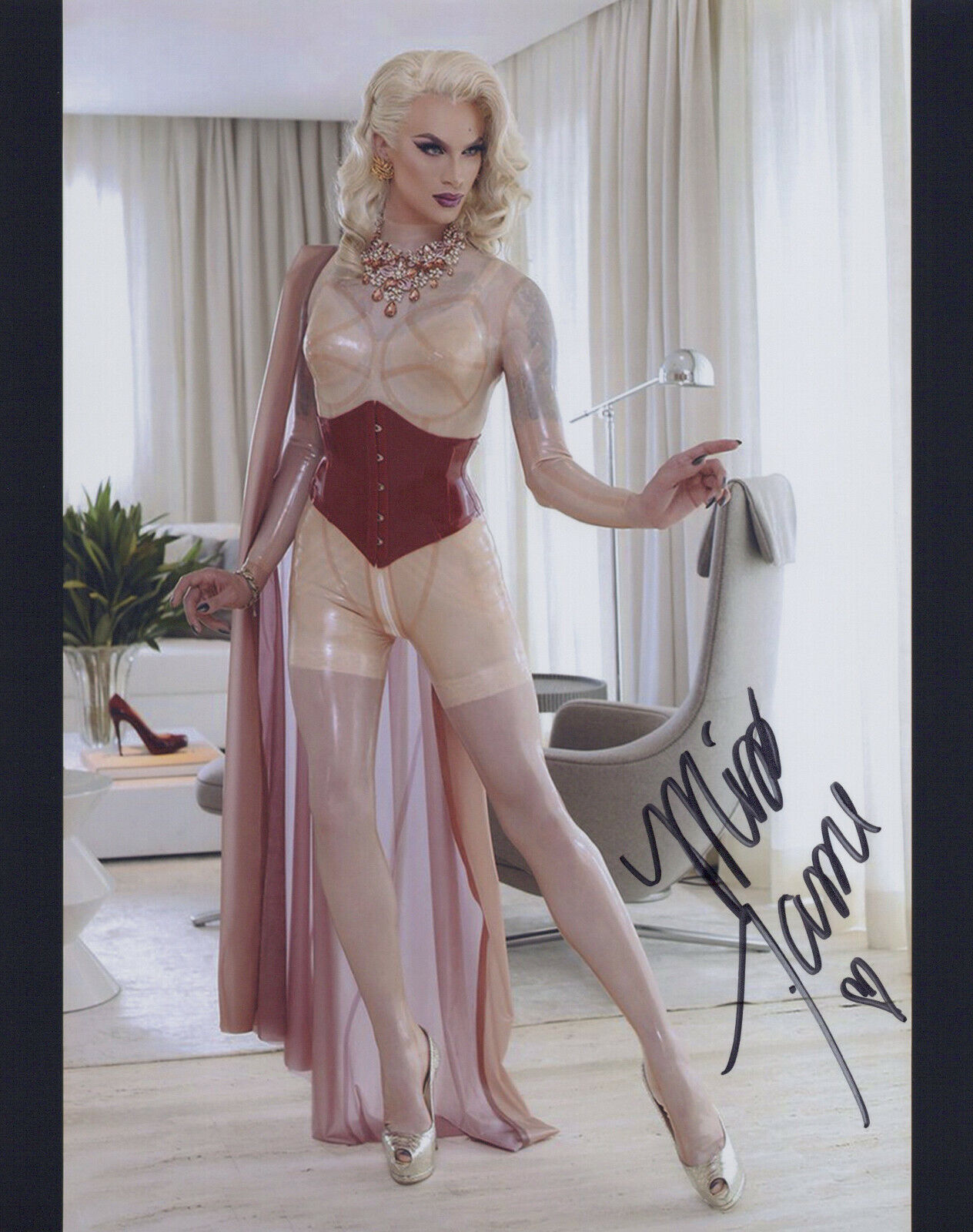 Miss Fame (RuPaul's Drag Race) signed 8x10 Photo Poster painting In-person