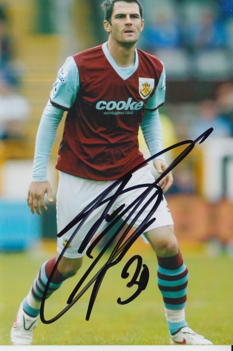 BURNLEY HAND SIGNED STEVEN THOMPSON 6X4 Photo Poster painting 1.