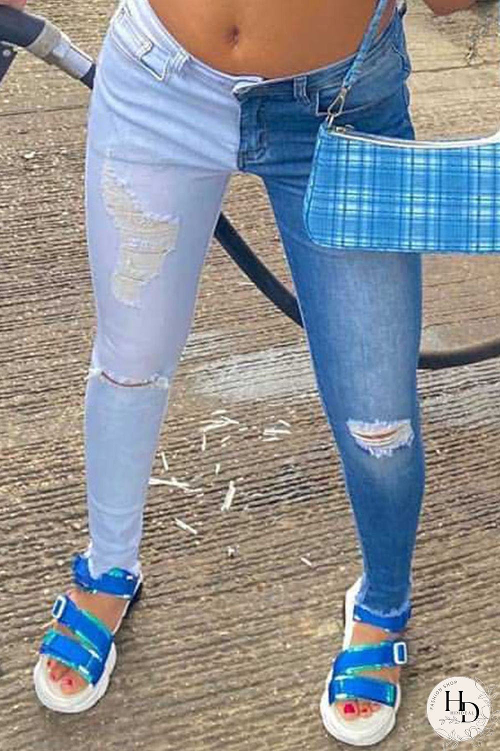 The cowboy blue Casual Color Lump Patchwork Solid Ripped Make Old Pocket Mid Waist Skinny Denim