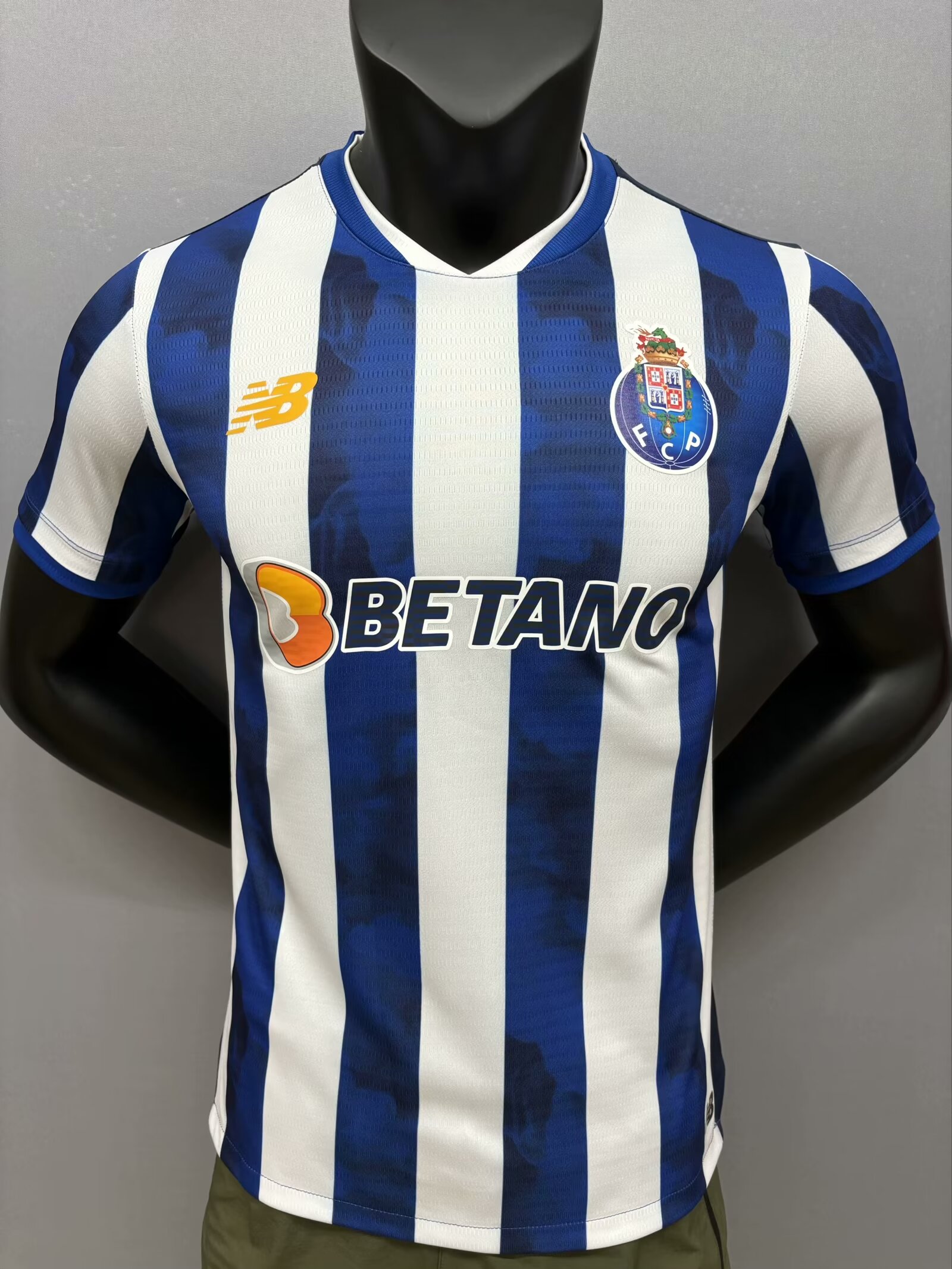 23/24-H-POR-PL-A06334