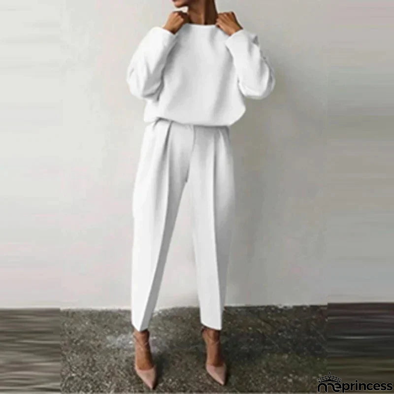 Modern and Versatile Set