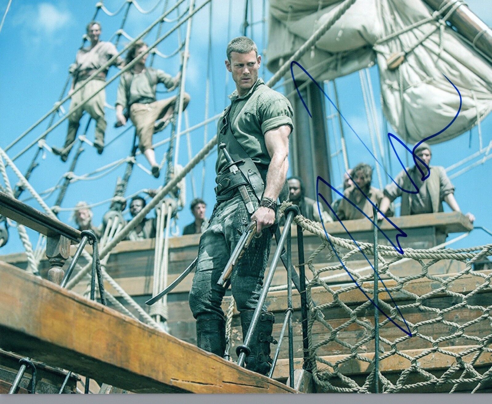 Tom Hopper Signed Autographed 8x10 Photo Poster painting Black Sails Merlin Handsome Actor COA